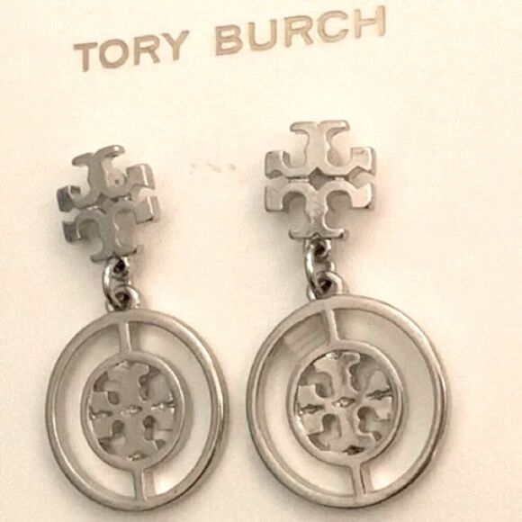 NWOT Tory Burch Silver Logo With Round Drop Logo Earring’s - Picture 4 of 5